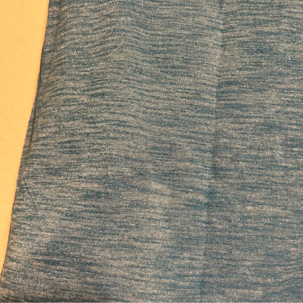 Lululemon Hotwave Tank Heathered Tofino Teal Top Size Size‎ 6